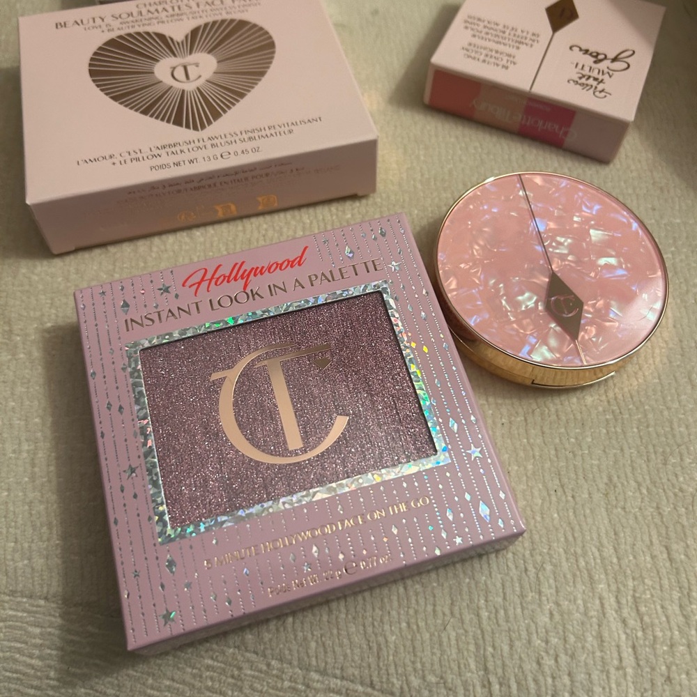 Neutral Matte & Highlight Face Palette - Nude Pink Shades